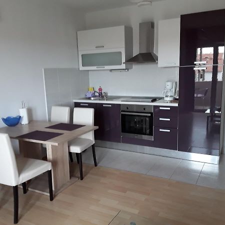 וודיצה Apartments Josipa & Niki מראה חיצוני תמונה