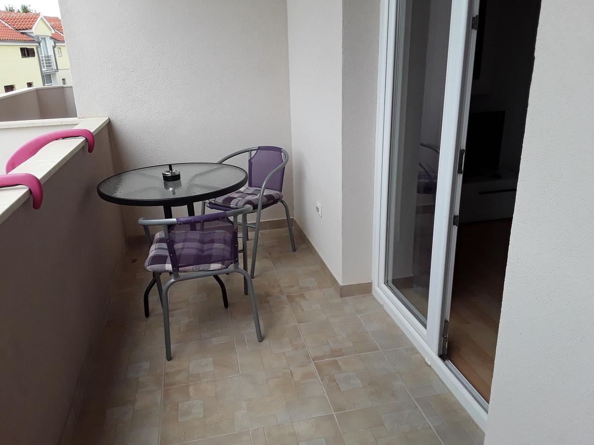 וודיצה Apartments Josipa & Niki מראה חיצוני תמונה