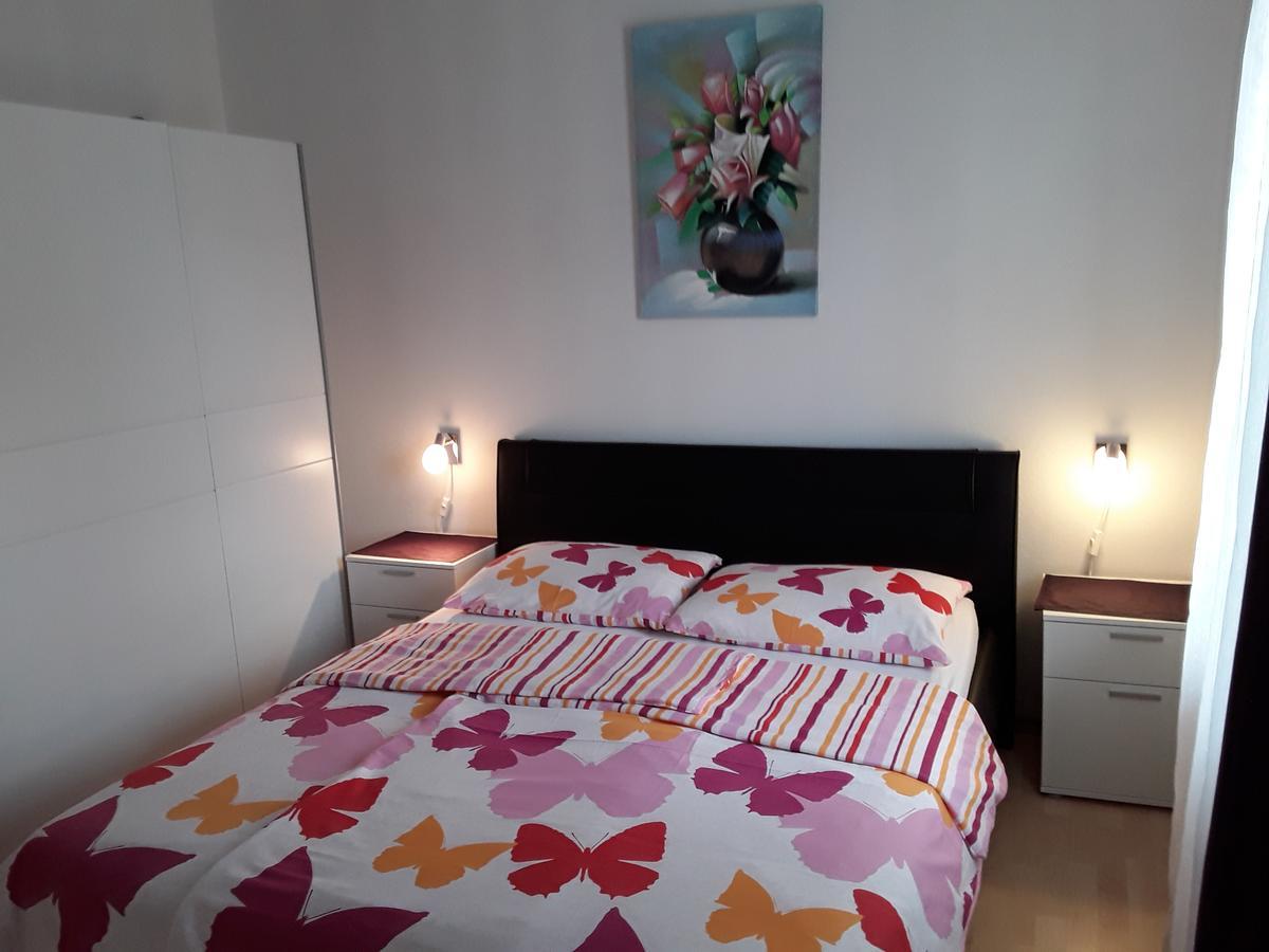 וודיצה Apartments Josipa & Niki מראה חיצוני תמונה